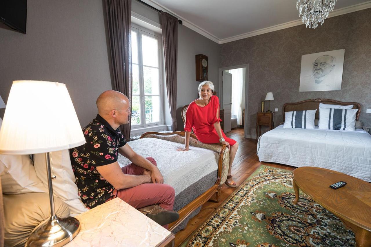 Le Petit Chateau Des Cedres Mouchamps Экстерьер фото